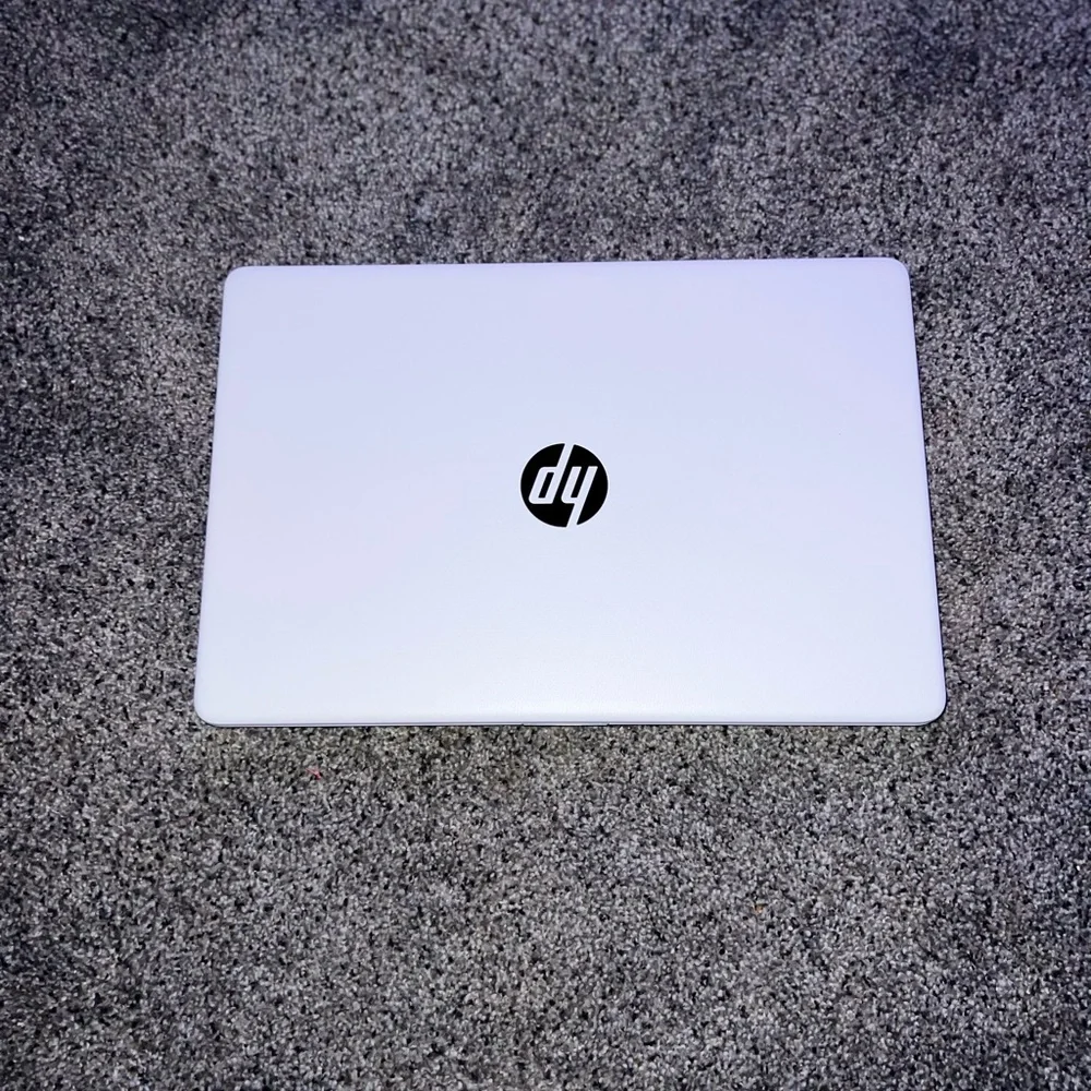 White HP 15.6” display laptop
